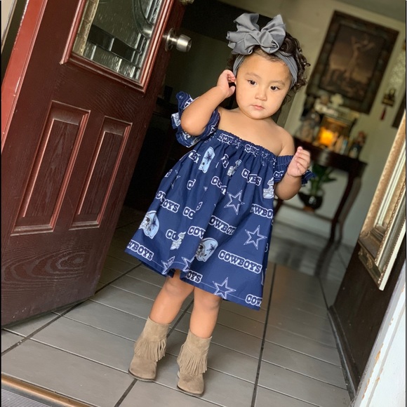 Meet your Posher, Sandy - Picture 3 of 4